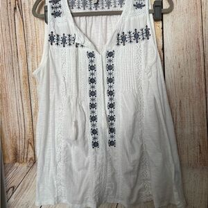Lucky Brand White Top with Blue Embroidery